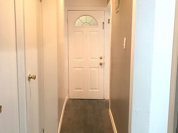 4th image of 14136 Rockaway Blvd Ste 2
