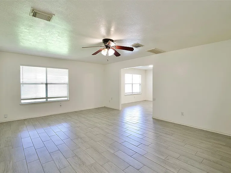 21618 Misty Fall Ln — Photo 6