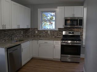 92 Robbins St FLOOR 2, Waltham, MA 02453