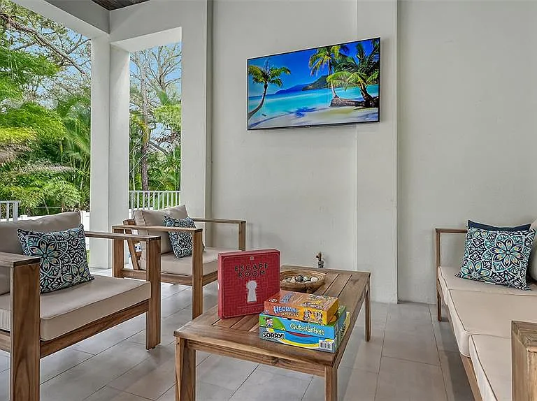 1537 Siesta Dr — Photo 76