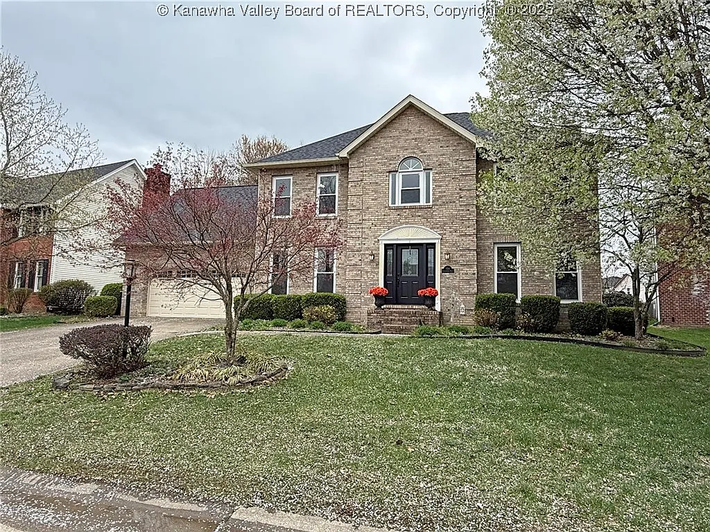 104 Candlewyck Dr photo 1