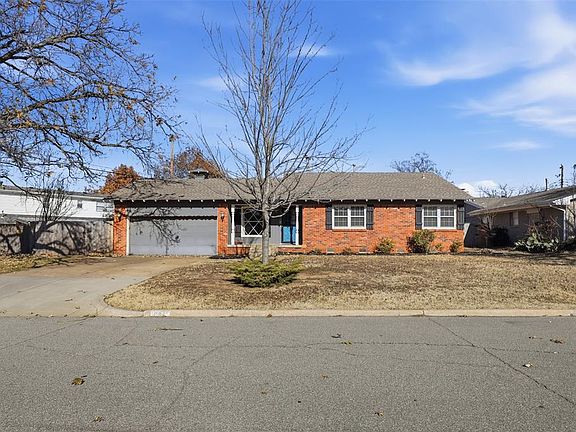 2nd image of 1917 Colebrook Dr