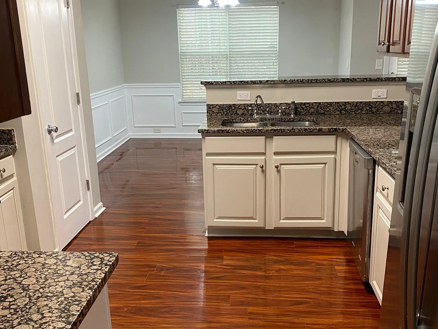 4 bed, 3.5 bath, 2124 sqft, $2,250 — Photo 3
