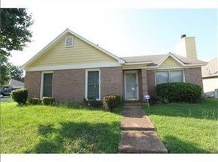 4926 Chamberlain Ln, Memphis, TN 38128