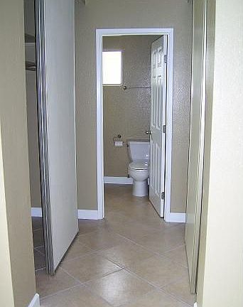 4th image of 133 Bond Ave