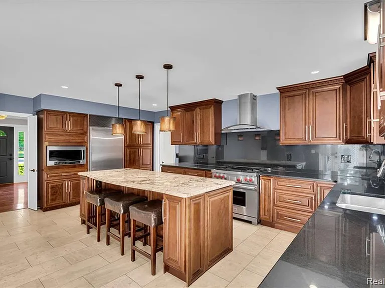4158 Cherrywood Dr — Photo 12
