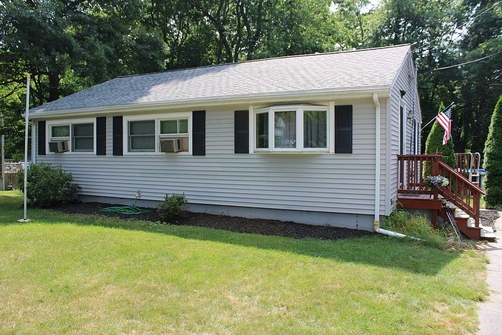 217 Oakhill Ave, Attleboro, MA 02703 Zillow