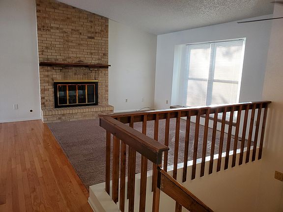 5th image of 6585 Alberta Dr