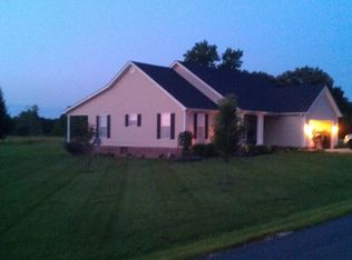 245 Cloverleaf Dr, Smiths Grove, KY 42171