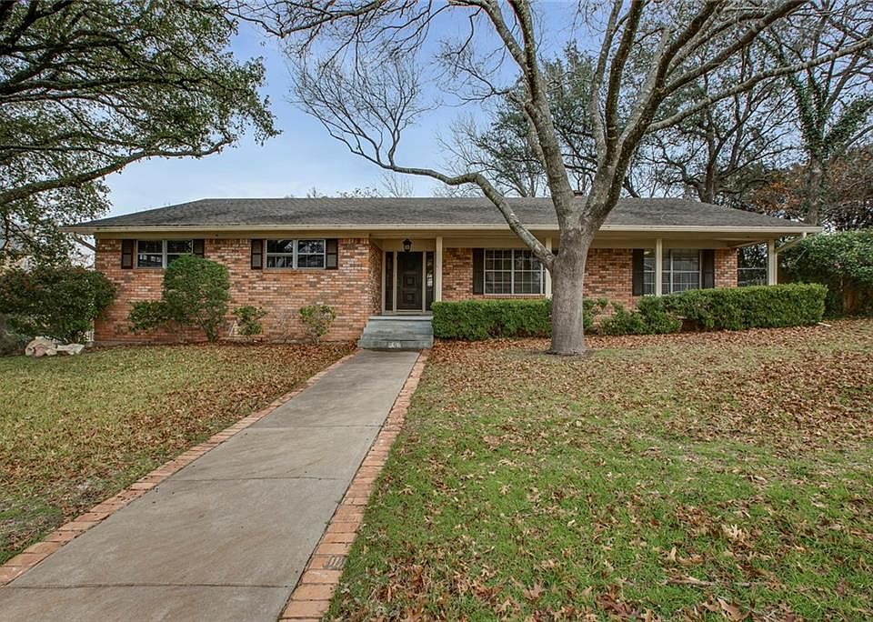 1st image of 1029 Falcon Dr