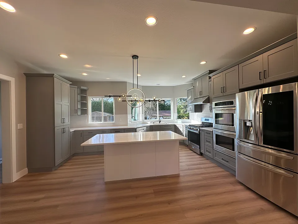 Main kitchen