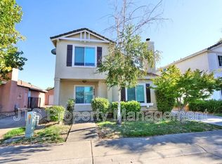 6620 Verandah Ct, Elk Grove, CA 95758