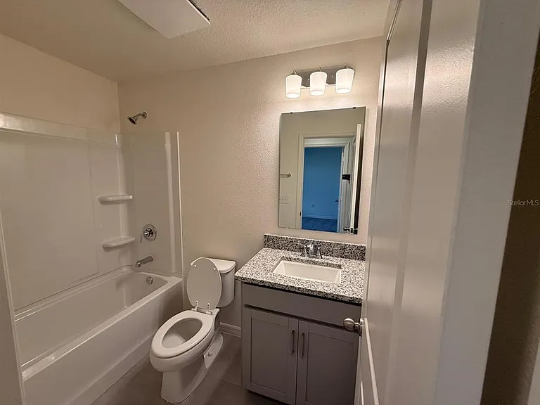 16607 Luminary Loop — Photo 16