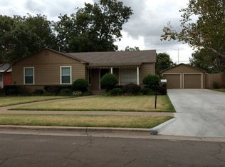 3015 32nd St, Lubbock, TX 79410