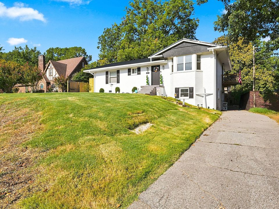 1st image of 831 Sunnybrae Ave