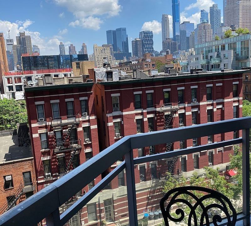 1st image of 500 W 43rd St APT 7J