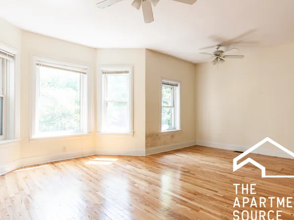3822 N Sheffield Ave #1, Chicago, IL 60613