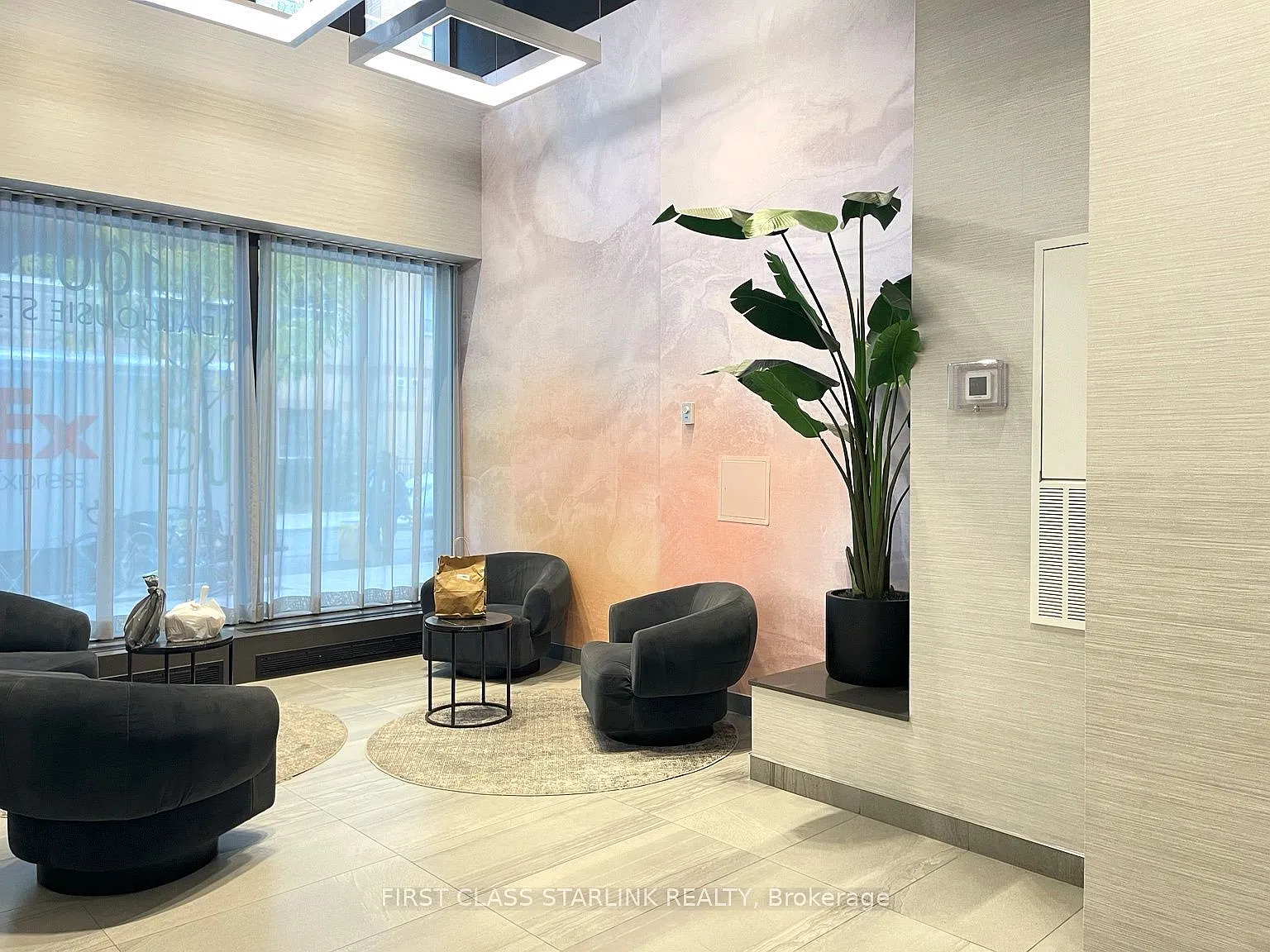 2 bed, $2,530 — Photo 3