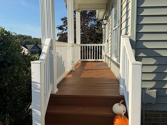 4th image of 405 Wessex Rd