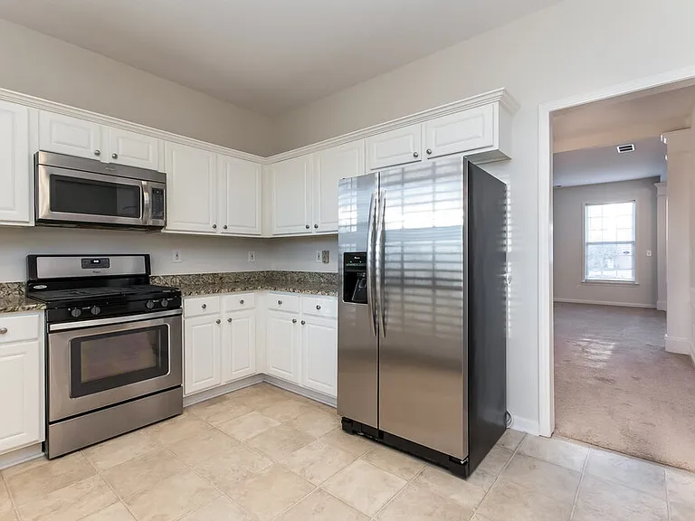 3740 Ridgefair Dr — Photo 8