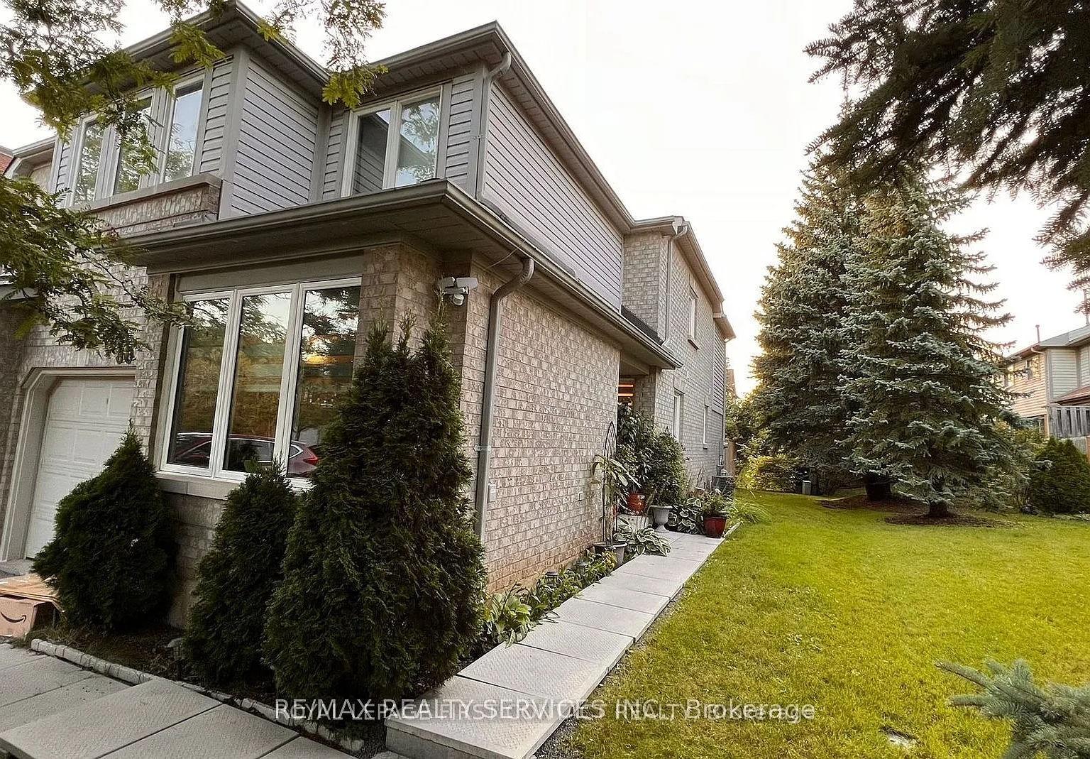10 bed, $3,750 — Photo 2
