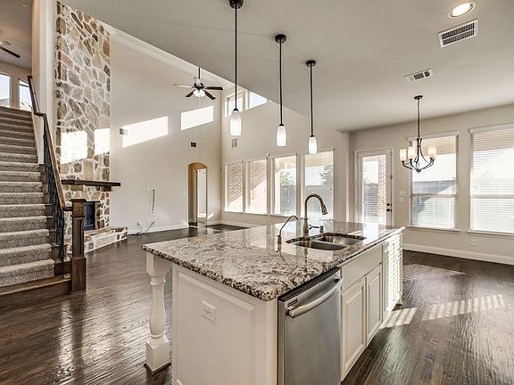 2nd image of 6476 Crystal Creek Dr