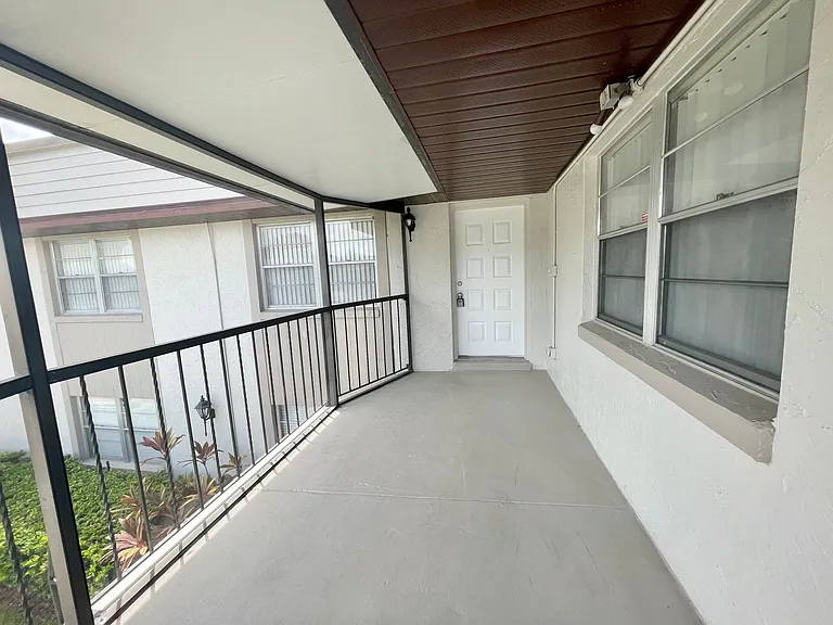 80 Windtree Ln #80 — Photo 6