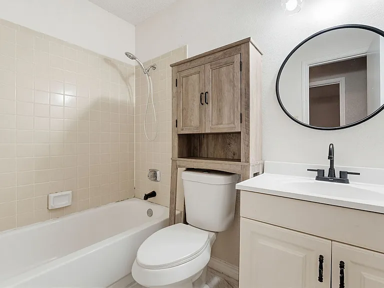 414 Baumann Dr — Photo 13
