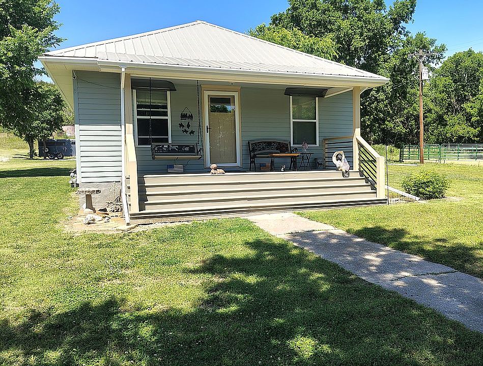 1st image of 899 Dildine Rd