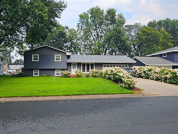 2nd image of 14790 Camero Ln