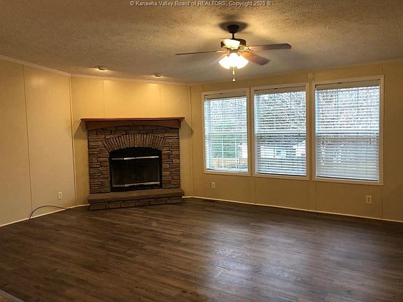 5th image of 132 Beechwood Dr
