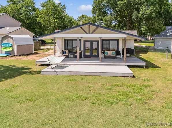 25588 S 608th Rd, Grove, OK 74344