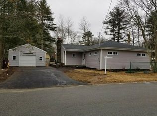 86 Lussier St, Acushnet, MA 02743
