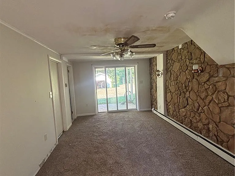 3200 Highland Dr — Photo 5