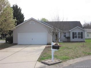 13512 Festiva Ct, Charlotte, NC 28273