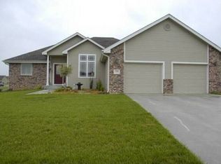 3400 SW 42nd Ter, Topeka, KS 66610