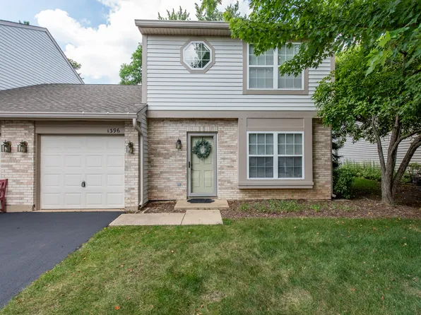 1396 W Split Oak Cir, Round Lake Beach, IL 60073