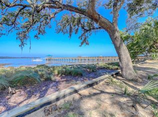 3 Ribaut Dr, Hilton Head Island, SC 29926