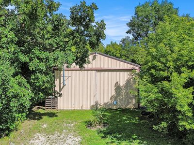 3361 S Center Rd, Burton, MI, 48519