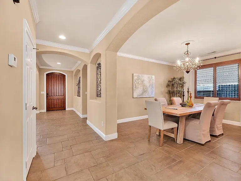 109 Palomares Ct — Photo 16