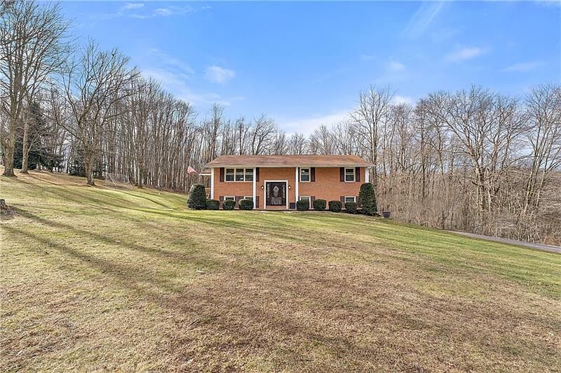 160 Glenford Vlg, Chicora, PA 16025 Zillow