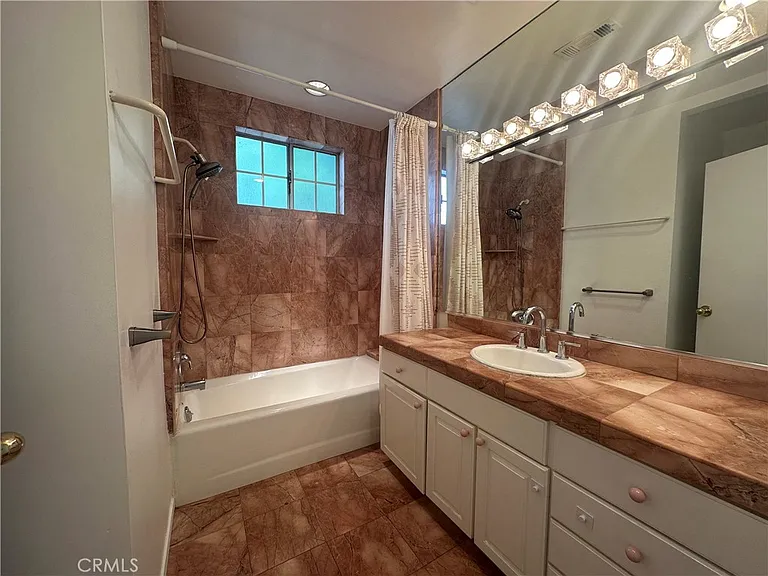 12811 Cumpston St — Photo 13