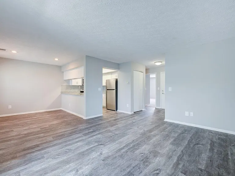Wexford Lakes Apartments and Townhomes — Photo 4