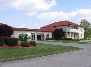 312 Ridge Dr, Sikeston, MO 63801