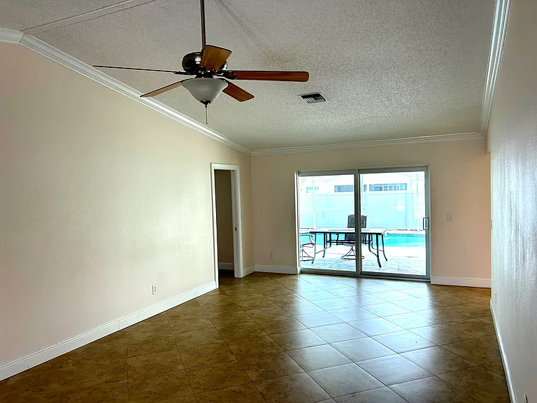 2509 SE 26th Ave — Photo 5