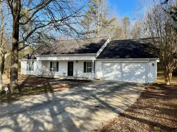 117 Light House Cir, Maysville, GA 30558