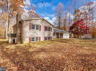 3165 Woodlow Dr, Huntingtown, MD 20639