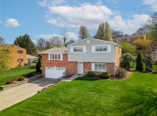 136 Spartan Dr, Bethel Park, PA 15102