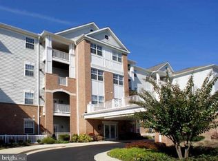 2604 Chapel Lake Dr APT 203, Gambrills, MD 21054