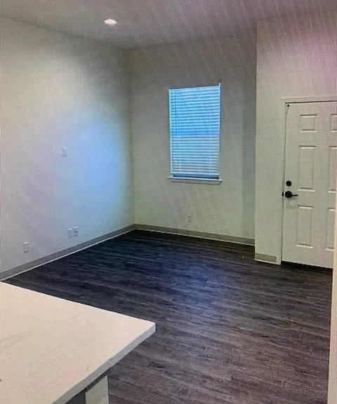 898 Guadalupe St — Photo 15